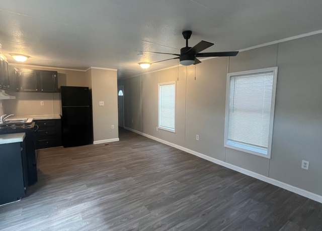 Property at 5819 Saints Cape Dr, San Antonio, TX 78220, 3 beds, 1 bath