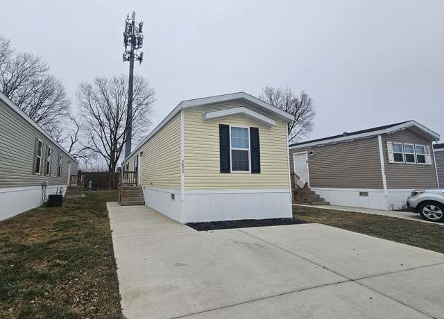 Property at 1423 Murry St Unit MU1423, Greenwood, IN 46143, 3 beds, 2 baths