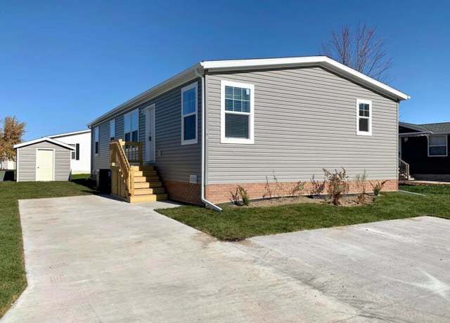 Property at 33191 Rose Bush Ct #337, New Haven, MI 48048, 4 beds, 2 baths