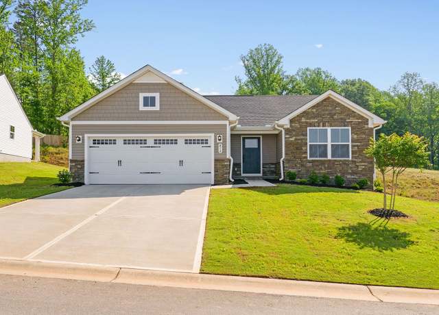 Property at 816 Tamarind Dr, Spartanburg, SC 29306, 3 beds, 2 baths