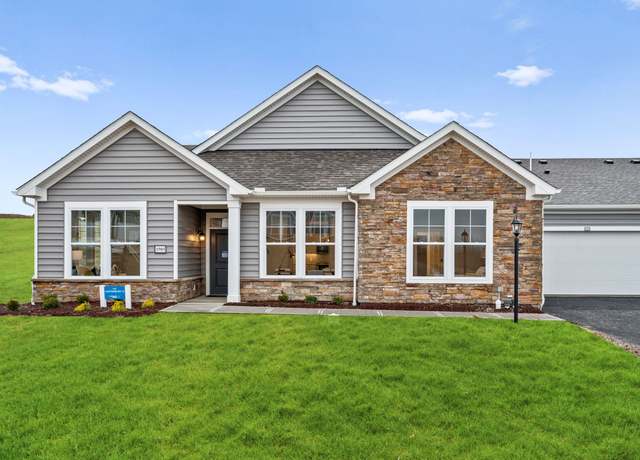 Property at 140 Village Ln, Finleyville, PA 15332, 2 beds, 2.5 baths