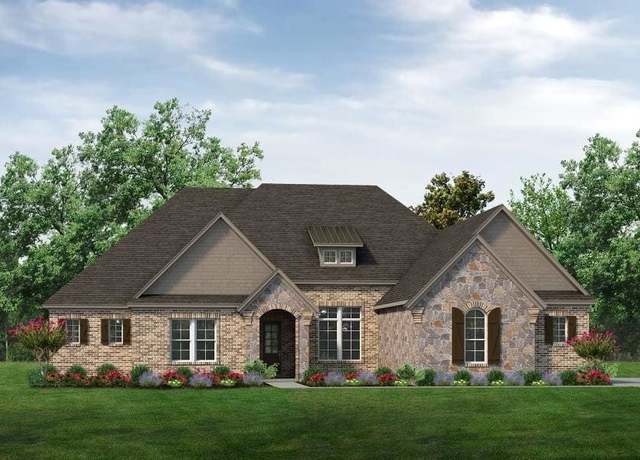 Property at 404 Indian Creek Rd, Van Alstyne, TX 75495, 3 beds, 3 baths