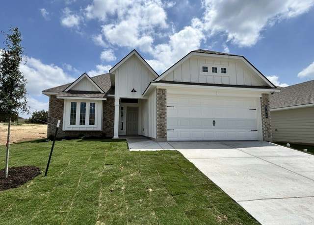 Property at 202 Hugh Dr, Killeen, TX 76542, 3 beds, 2 baths