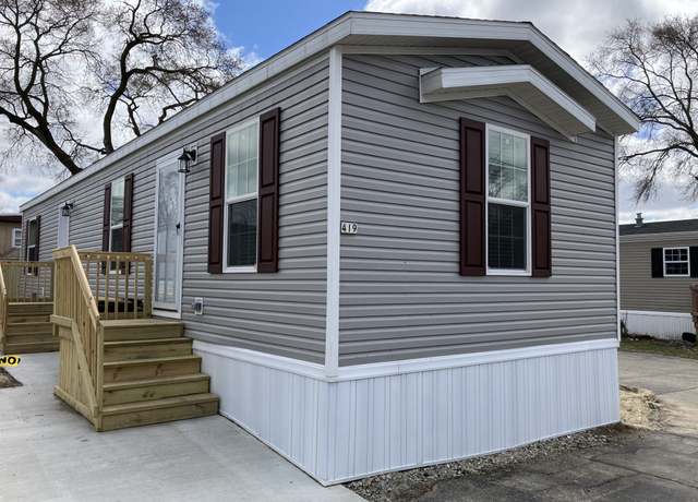 Property at 10315 W Greenfield Ave #419, West Allis, WI 53214, 2 beds, 1 bath