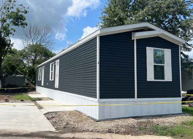 Property at 8 Jasmine Ln Unit J08, Belton, MO 64012, 3 beds, 2 baths