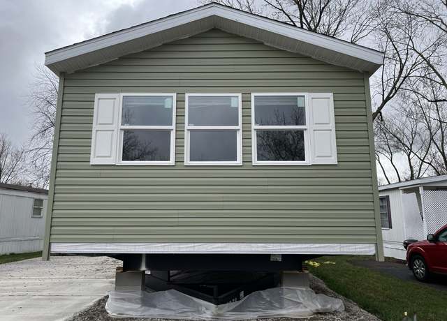 Property at 2400 E Dundee Dr #143, Findlay, OH 45840, 3 beds, 2 baths