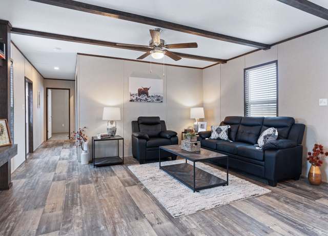 Property at 604 N Victoria Rd #9, Donna, TX 78537, 2 beds, 2 baths