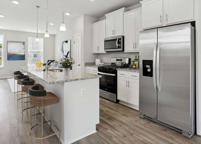 Property at Presidential Pkwy Unit V19, Upper Marlboro, MD 20774, 3 beds, 3.5 baths