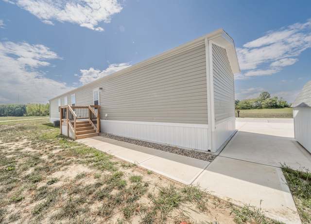 Property at 4218 Merlins Way, Anderson, IN 46011, 3 beds, 2 baths