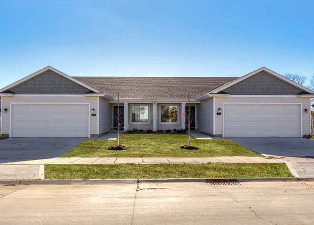 Property at 760 Linden St, Carlisle, IA 50047, 3 beds, 2 baths