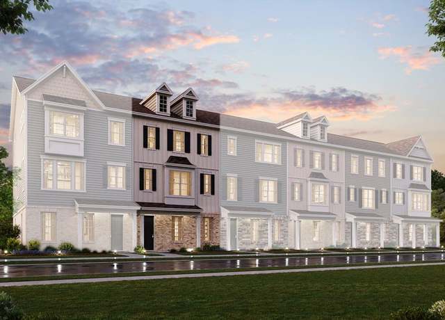 Property at 4362 Reed Creek Dr, Sherrills Ford, NC 28673, 4 beds, 4.5 baths