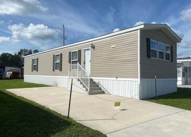 Property at 18 Garden Way W18, Winter Haven, FL 33881, 2 beds, 2 baths