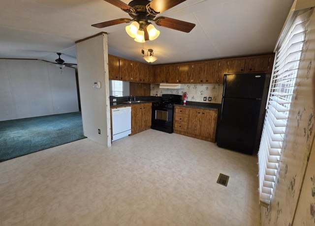 Property at 300 E Prosser Rd #6, Cheyenne, WY 82007, 2 beds, 1 bath