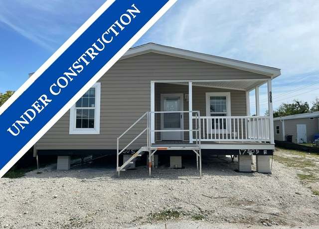 Property at 906 Windemere Ave, Venice, FL 34285, 2 beds, 2 baths