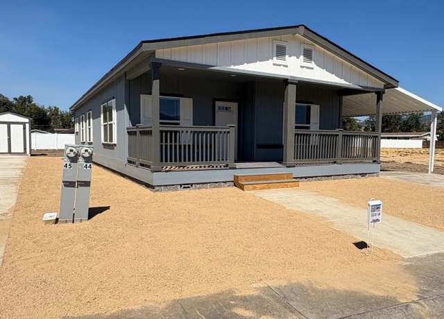 Property at 93 Northridge Ter, Medford, OR 97501, 3 beds, 2 baths