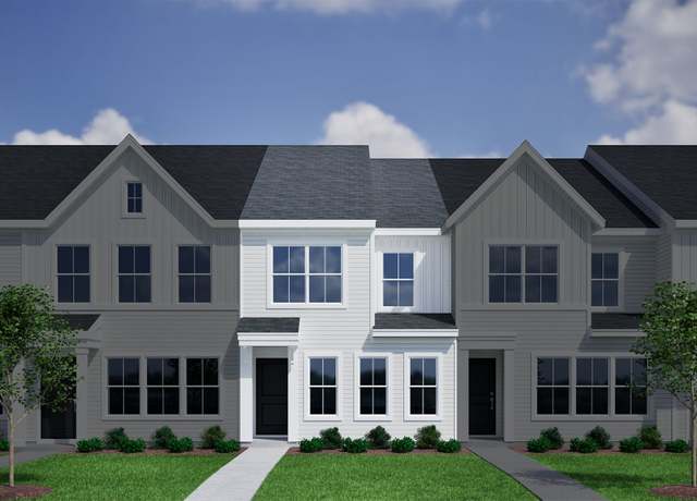 Property at 5111 Orchardview Way, Charlotte, NC 28216, 3 beds, 2.5 baths