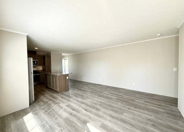 Property at 9356 River Dr, Linden, MI 48451, 3 beds, 2 baths