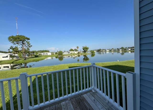 Property at 813 Avanti Way Blvd N, Fort Myers, FL 33917, 3 beds, 2 baths