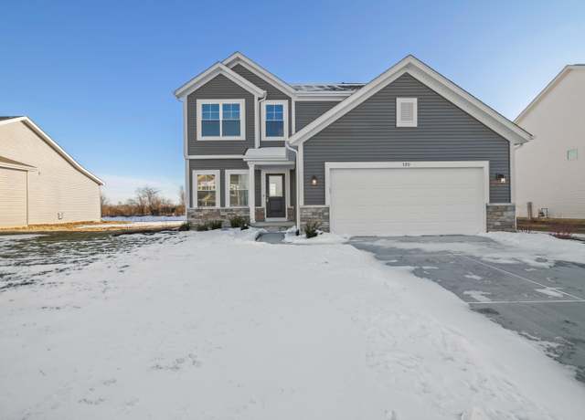 Property at 599 E 131st Pl, Crown Point, IN 46307, 3 beds, 2.5 baths