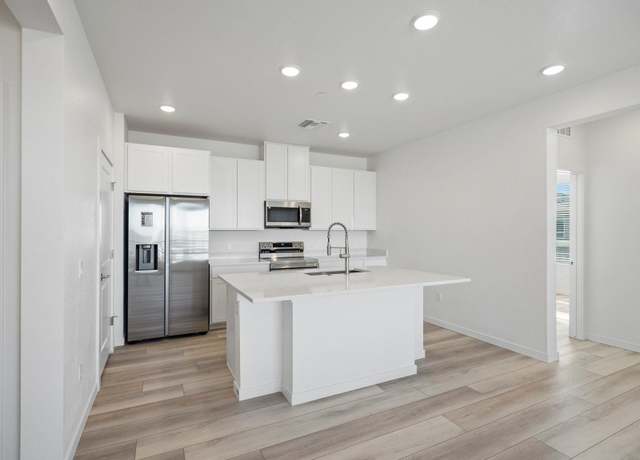 Property at 6153 N Ceylon St Unit 308-4, Denver, CO 80249, 3 beds, 2 baths