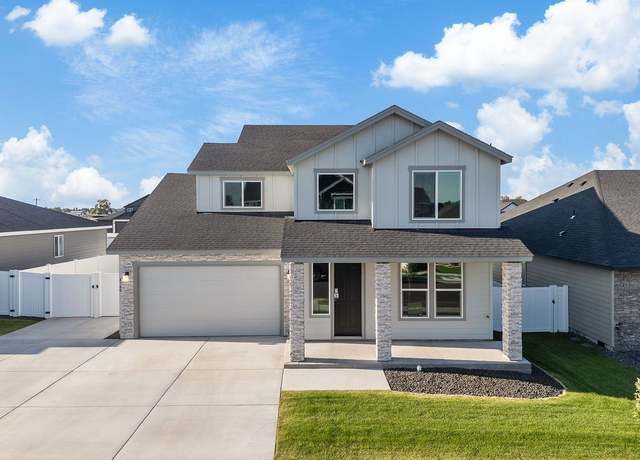 Property at 4740 W Junco St, Moses Lake, WA 98837, 4 beds, 2.5 baths