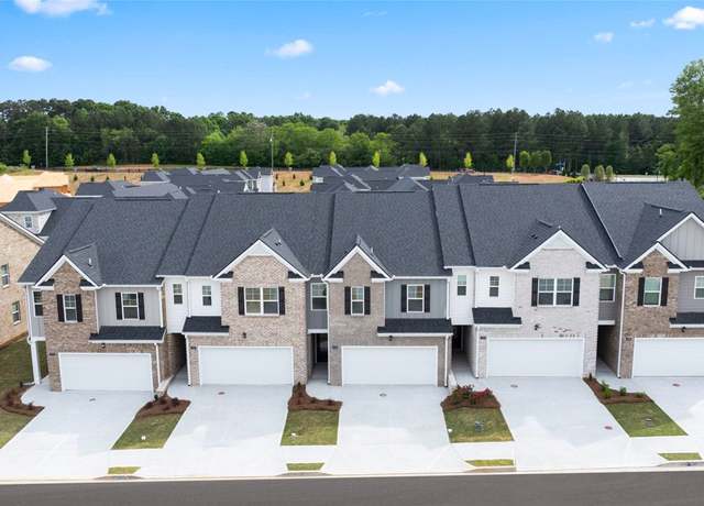 Property at 405 Silver Moon Dr, Loganville, GA 30052, 3 beds, 2.5 baths