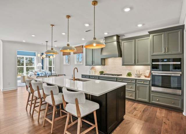 Property at 2005 Waxhaw Crossing Dr, Waxhaw, NC 28173, 5 beds, 4.5 baths