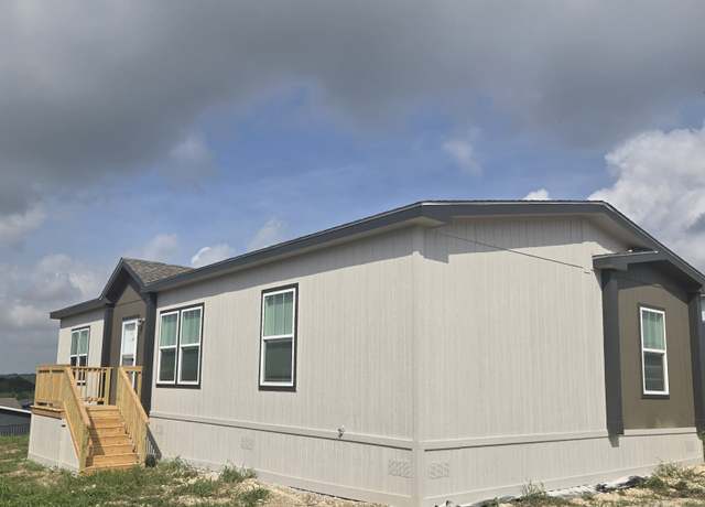 Property at 421 Dunn Dr #231, Kyle, TX 78640, 3 beds, 2 baths