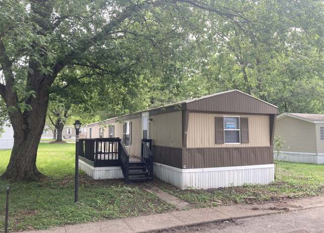 Property at 530 Reynolds Dr #86, Charleston, IL 61920, 3 beds, 1 bath