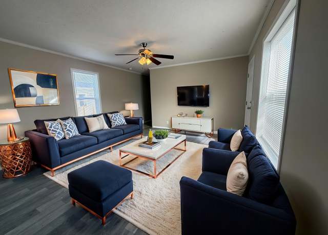 Property at 11985 Springbrook Ct, Romeo, MI 48065, 3 beds, 2 baths