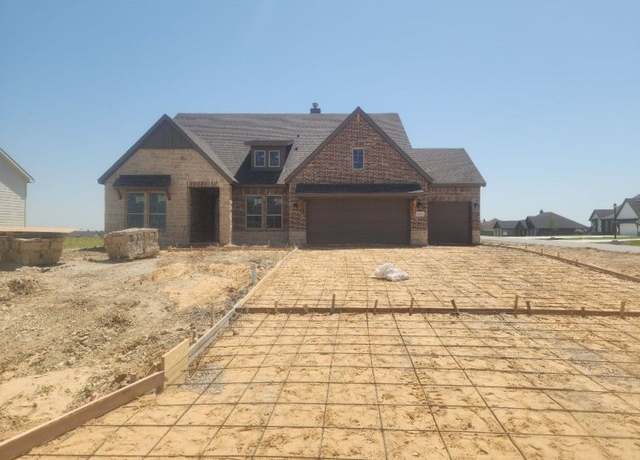Property at 104 Moss Glen Ln, Rhome, TX 76078, 4 beds, 3 baths
