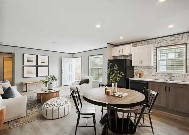 Property at 2797 Macduff Ct Plan, Highland, MI 48357, 3 beds, 2 baths