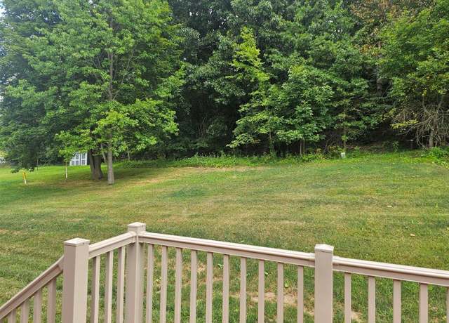 Property at 11481 2nd St NE, Magnolia, OH 44643, 3 beds, 2 baths