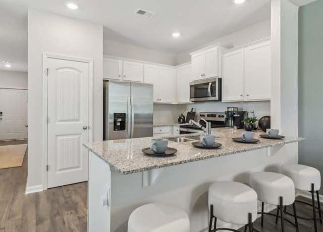 Property at 2365 Haran Dr, Lithonia, GA 30058, 3 beds, 2.5 baths