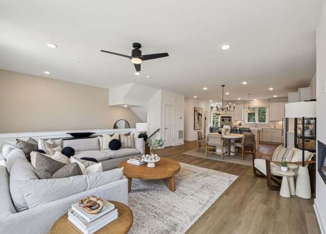Property at 14465 Leafhopper Dr, Boyds, MD 20841, 3 beds, 2.5 baths