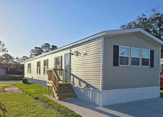 Property at 2685 Bonaventure Ave #847, Jacksonville, FL 32250, 3 beds, 2 baths