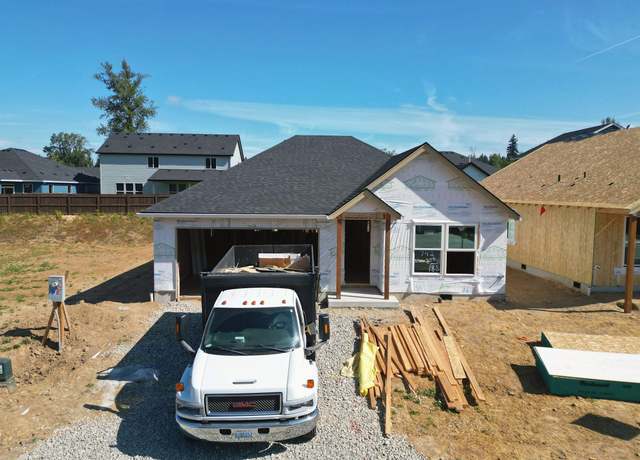 Property at 742 NW 28th St, Battle Ground, WA 98604, 3 beds, 2 baths