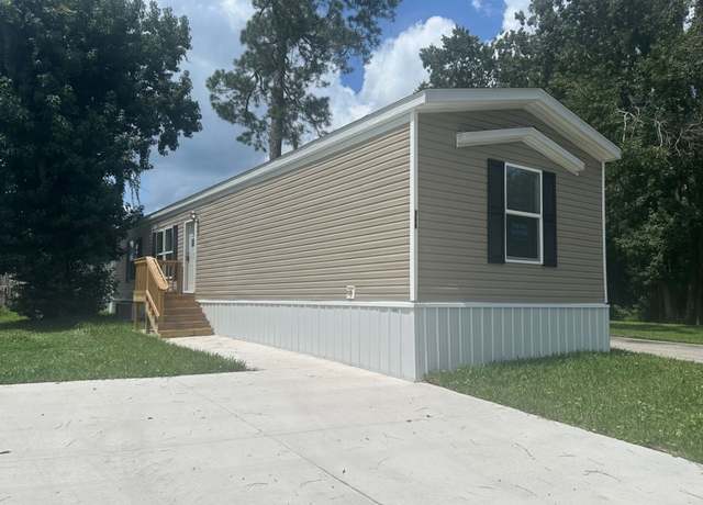 Property at 5515 118th St #332, Jacksonville, FL 32244, 2 beds, 2 baths