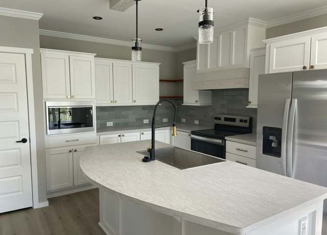 Property at 7300 20th St #557, Vero Beach, FL 32966, 3 beds, 2 baths