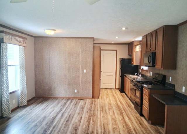 Property at 16400 Upton Rd #106, East Lansing, MI 48823, 3 beds, 2 baths