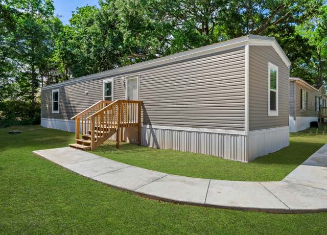 Property at 1300 Schillinger Rd S Unit F2, Mobile, AL 36695, 2 beds, 2 baths