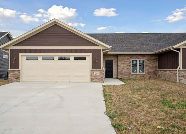 Property at 166 Mulberry Dr SE, Cascade, IA 52033, 2 beds, 2 baths