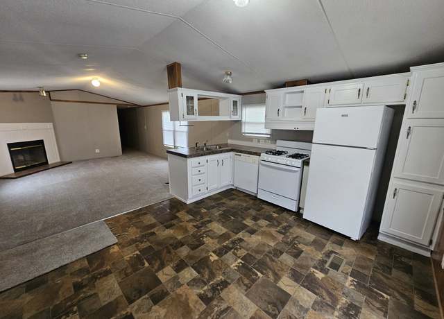 Property at 4480 S Meridian Ave #79, Wichita, KS 67217, 3 beds, 2 baths