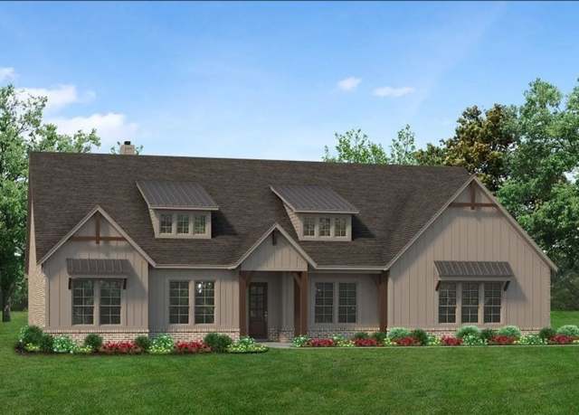 Property at 152 Oak Grove Way, Springtown, TX 76082, 4 beds, 2.5 baths