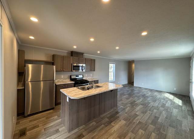 Property at 41 Sparrow Hl, Orion Charter Township, MI 48359, 3 beds, 2 baths