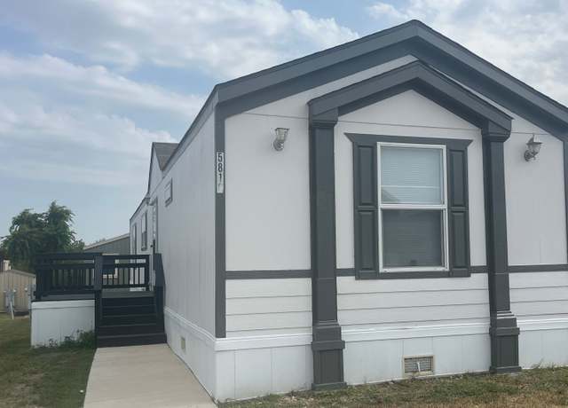 Property at 5810 Saints Cpe, San Antonio, TX 78220, 3 beds, 2 baths