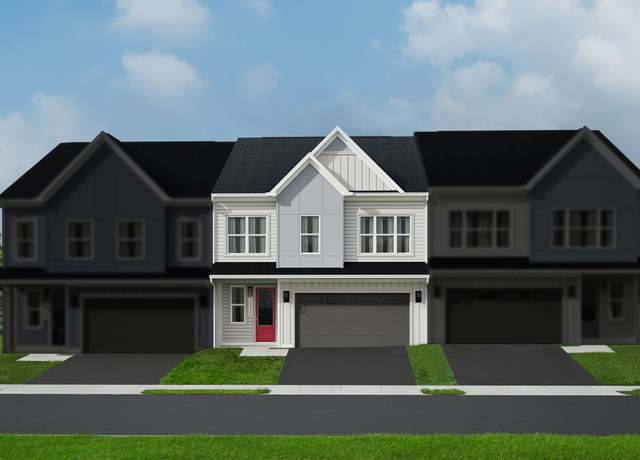 Property at 114 Keystone Ln, Winchester, VA 22603, 3 beds, 2.5 baths