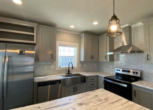 Property at 16 Secluded Ranch Bnd, Willis, TX 77318, 3 beds, 2 baths