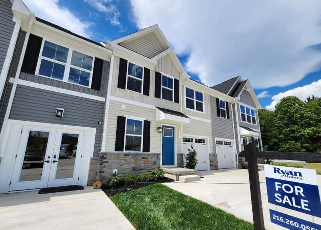 Property at 1228 Cedar Ridge Dr, Brimfield, OH 44240, 3 beds, 2.5 baths