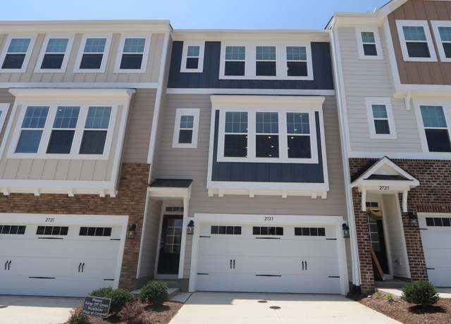 Property at 2723 Hunter Woods Dr, Apex, NC 27502, 4 beds, 3.5 baths